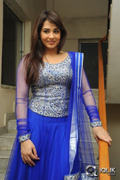Mandy-Takhar-at-Biriyani-Audio-Launch